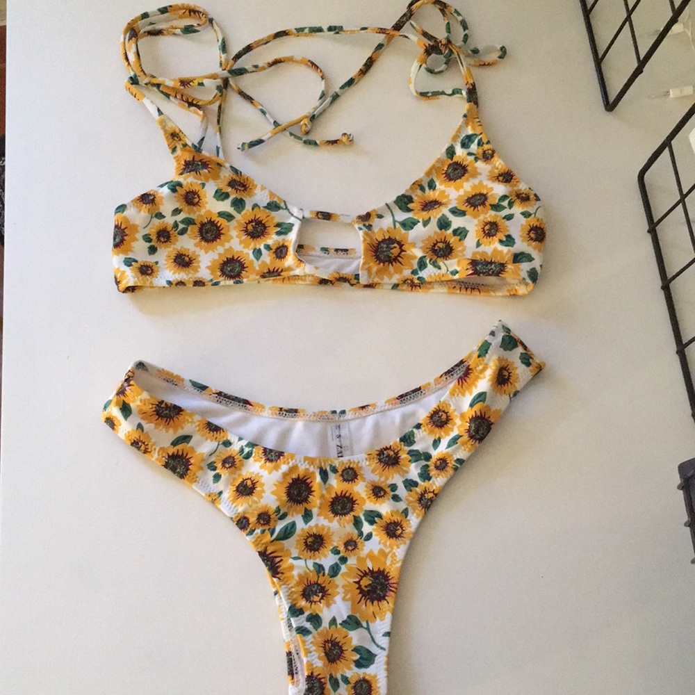 Zaful Sunflower Bikini